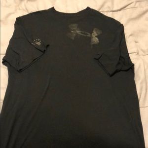 Men’s Under Armour shirt